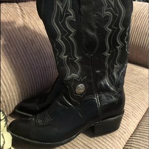 Cowgirl Boots! Lucchese Silver medallion, blk, 9.5
